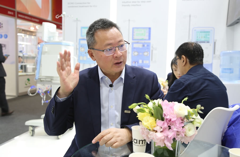新华社专访 | 卡卡湾厅董事长高光勇：科技创新是成功的核心武器